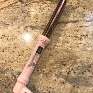 Used L’ange Titanium Curling Wand